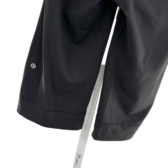Lululemon Athletica Black Clam Digger II Cropped Pants - Picture 9 of 12